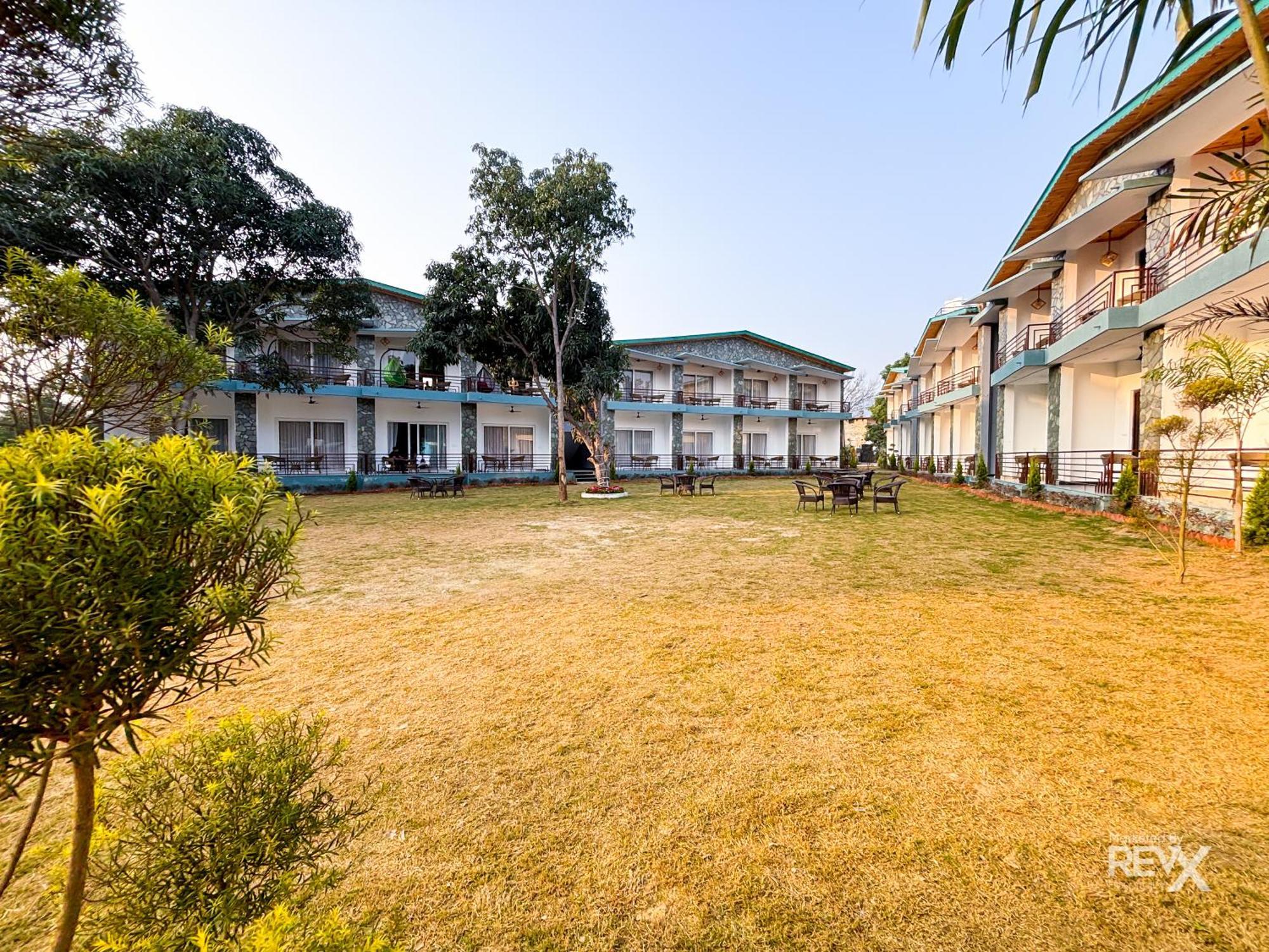 Wonderwood Corbett Resort -1Min Walk To River With Deep Jungle Trail Ramnagar  Exterior photo