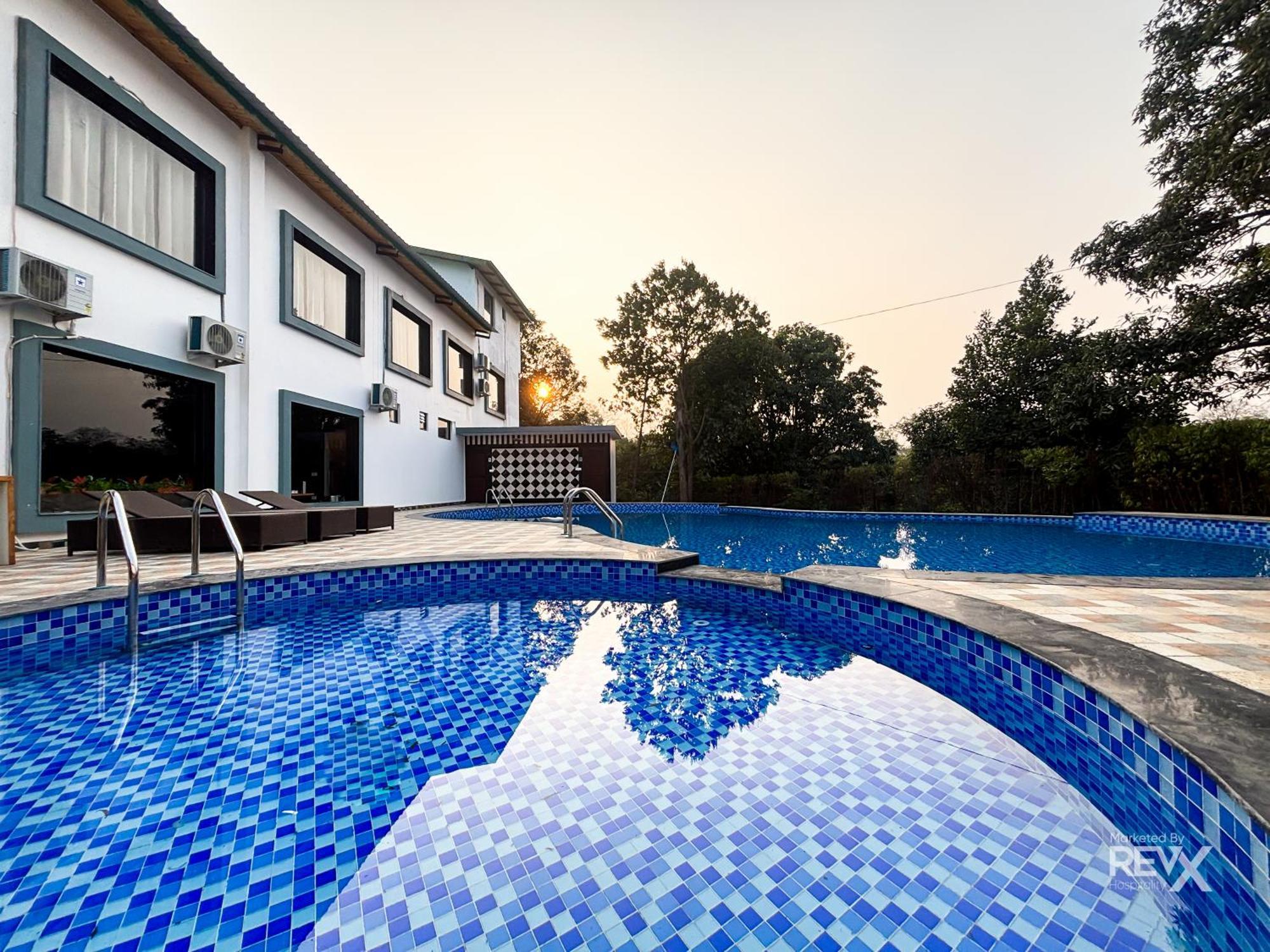 Wonderwood Corbett Resort -1Min Walk To River With Deep Jungle Trail Ramnagar  Exterior photo
