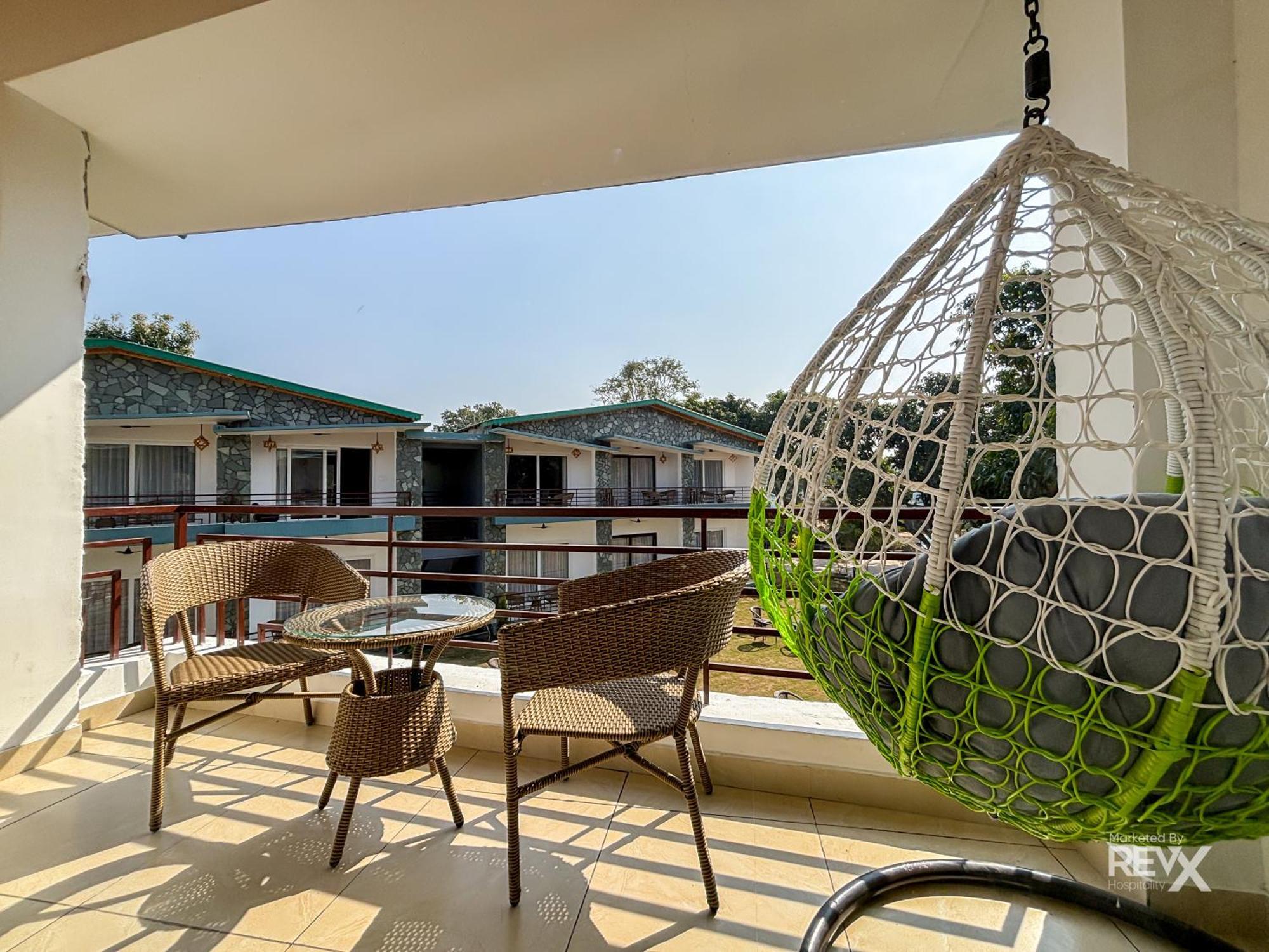 Wonderwood Corbett Resort -1Min Walk To River With Deep Jungle Trail Ramnagar  Exterior photo